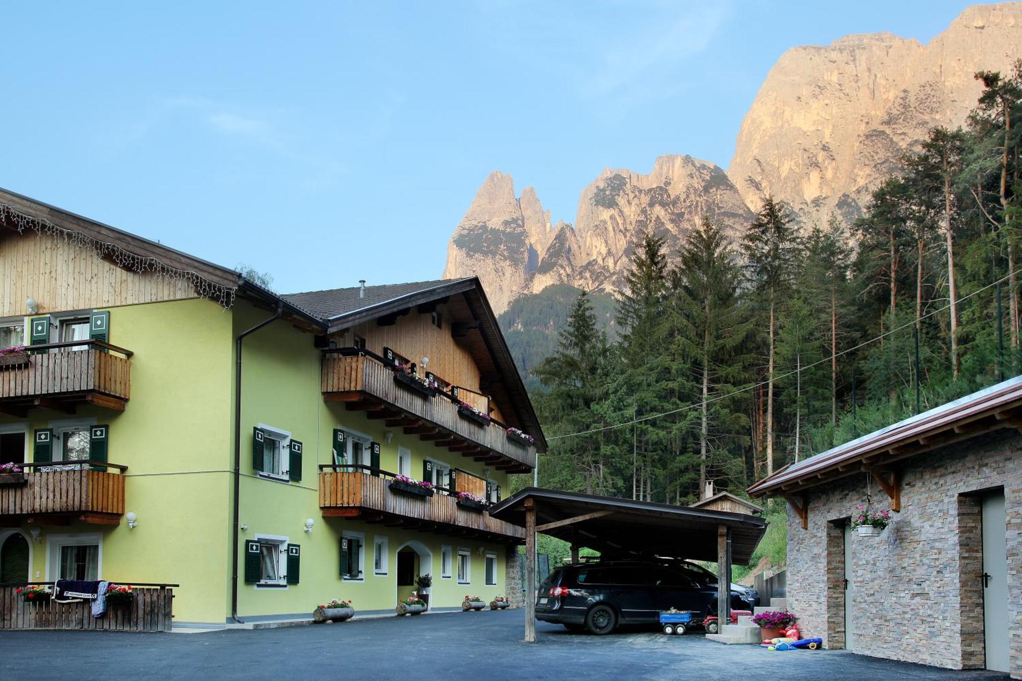 Residence St Konstantin Fie allo Sciliar Exterior photo